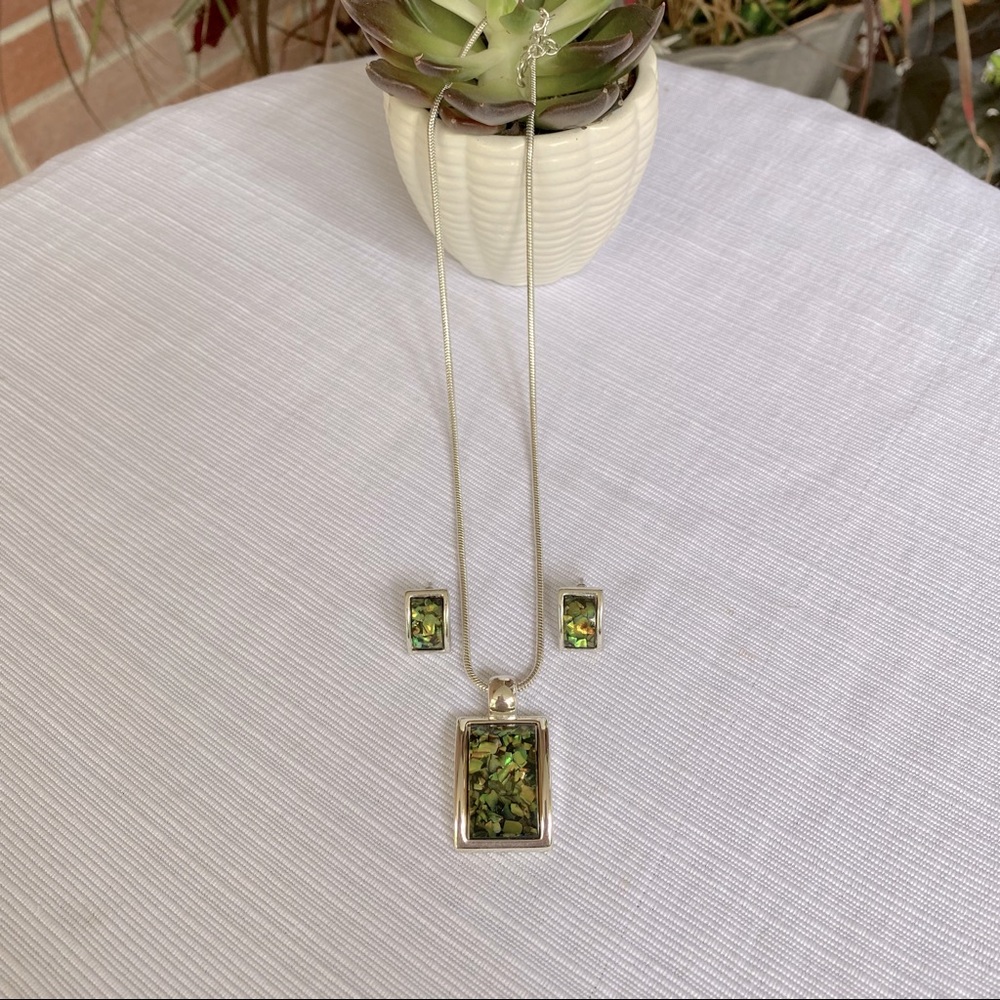 Beautiful silver pendant necklace with matching earrings - Picture 2 of 7